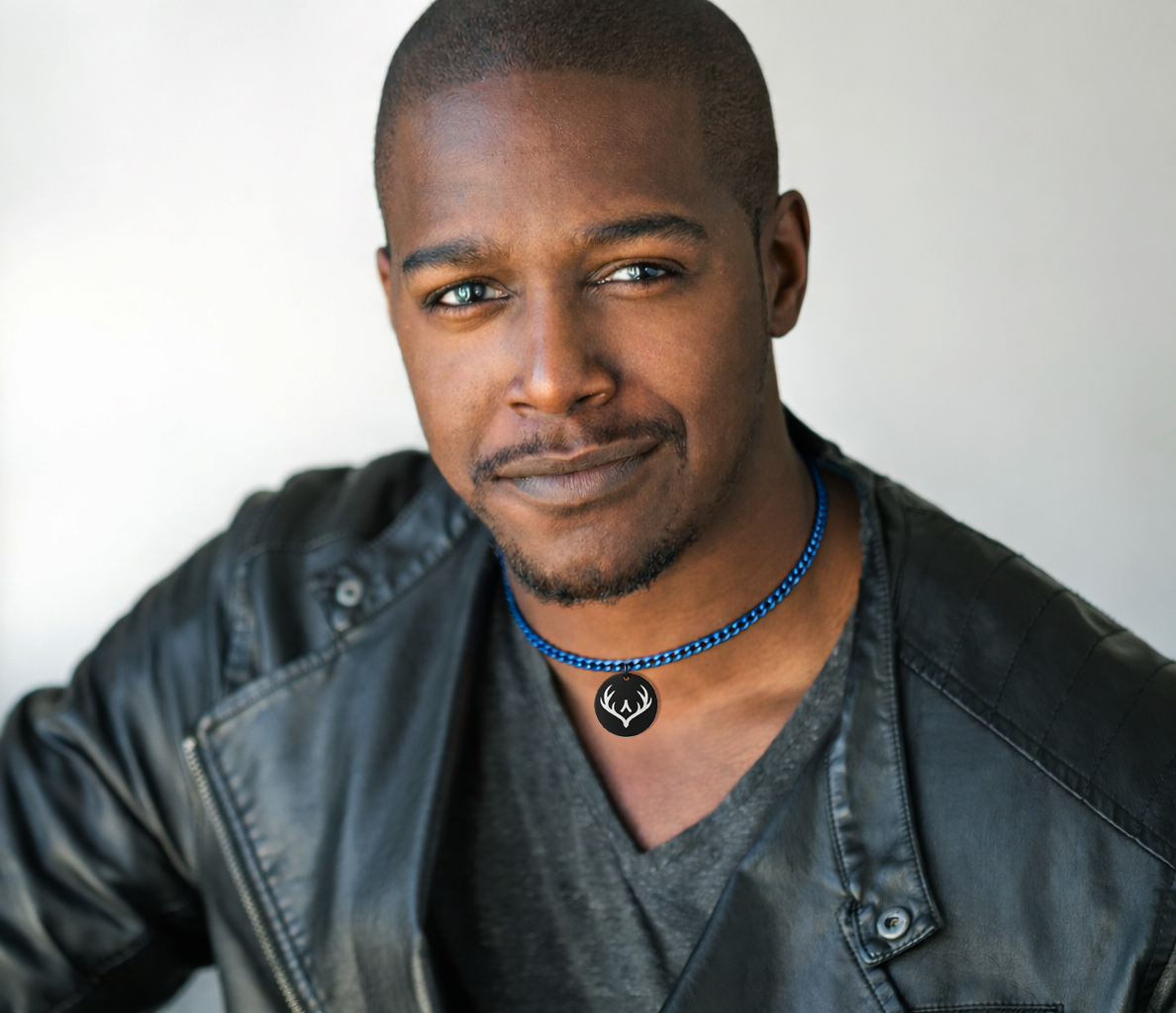 BRAXX™ — A discreet identity symbol for gay men